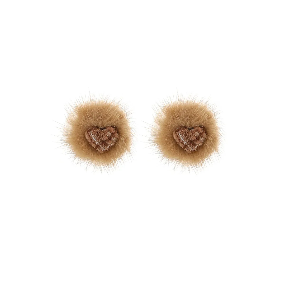 Winter Heart-Shaped Plush Earrings for Women White Copper Needle Anti-Allergy New Product Promotion