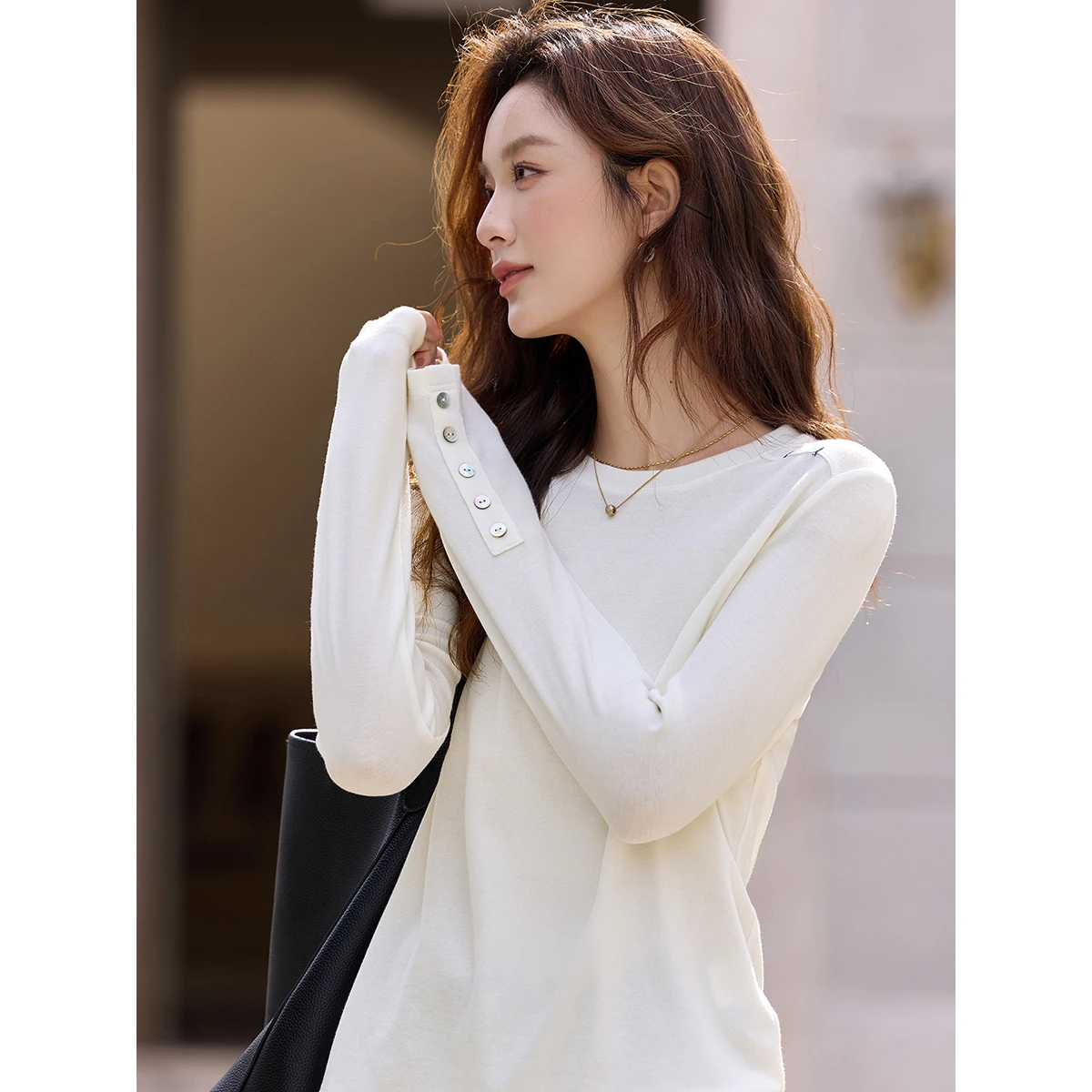 VIMLY White T-shirt Women Basic Minimalist Shell Button Design Long Sleeve Tees 2026 Fall Daily Causal Crew Neck T-shirts A3912