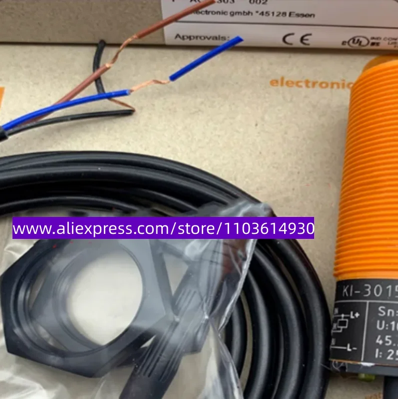 

2pcs New approach switch KI5003 KI5002 KI6000 KI6001 KI5015 KI0016 KI5002 KI5006 KI5208 KI5001