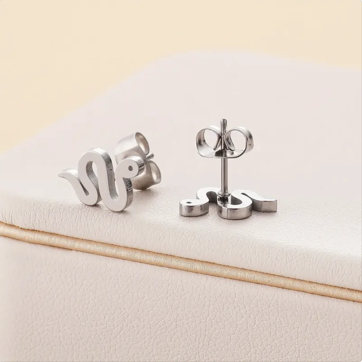 

Stainless Steel Animal Gold Plated Snake Ladies Stud Earrings For Female Daily Wear Ornament