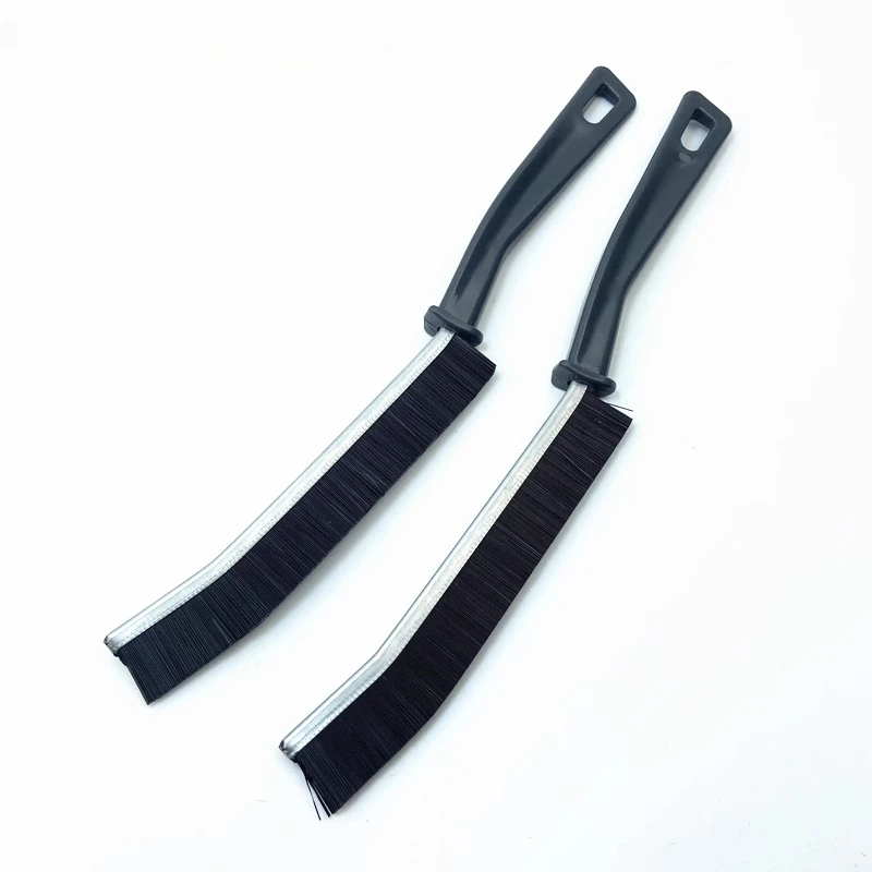 Sickle-Shaped Engin…