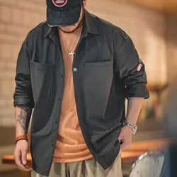 Maden Camisa masculina con rayas ocultas resistente a las arrugas de manga larga gris oscuro estilo holgado con dos bolsillos chaqueta para otoño adecuada para uso casual y al aire libre