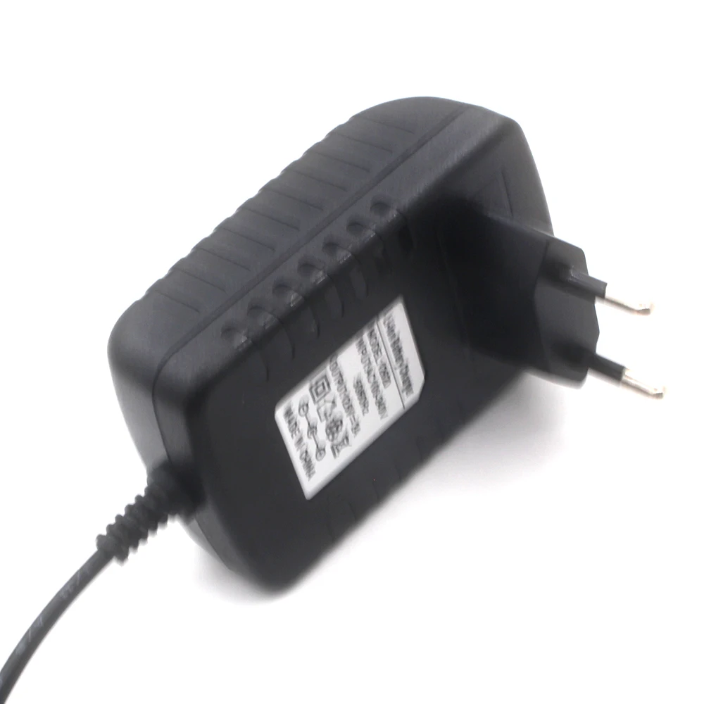 12.6V 1A 2A Intelligence  Li-ion  Charger for 12.6V2A 3 Series 12V Lithium Polymer Battery Pack Good Quality 5.5*2.1MM 4.0*1.7MM