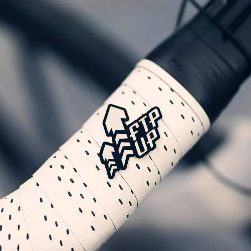 Motivierendes Fahrradaufkleber-Set „FTP UP“, ideal für Fahrradlenker, Helmvisiere, zum Hinzufügen eines inspirierenden Fahrrads