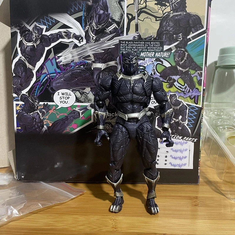 Revoltech Yamaguchi Black Panther Figure 024 Batman Arkham Knight Figure King of Wakanda Action Figure Model PVC Doll Toy Gifts