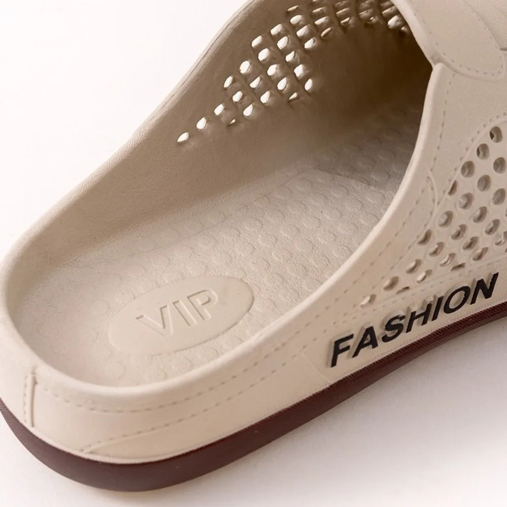 

Comfortable PVC Men's Slippers Non-Slip Lightweight Summer Sandals Easy-To-Wear Slip-On Mesh Slippers Daily Use