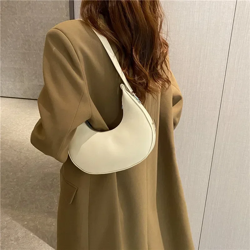 Fashion Luxury Design PU Leather Shoulder Bag Female Underarm  Bag Women Small Clutch Handbag Purse  Travel Totes