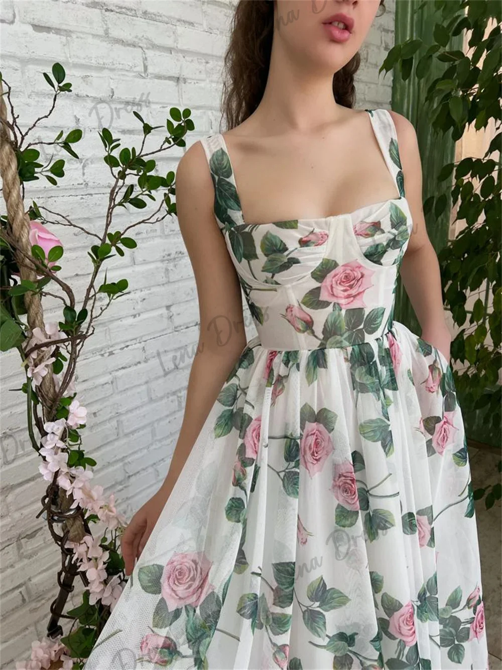 Lena-Flower patterned knee length evening gown with thin shoulder straps, silk chiffon party dress Robe De Soiree