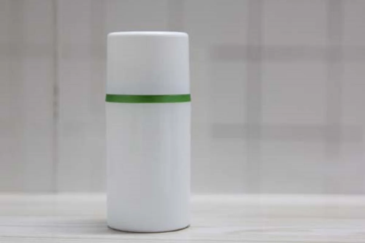 50ML plastic airless bottle press pump green rim for serum/lotion/foundation/gel/anti-UV sunscreen cream skin care packing