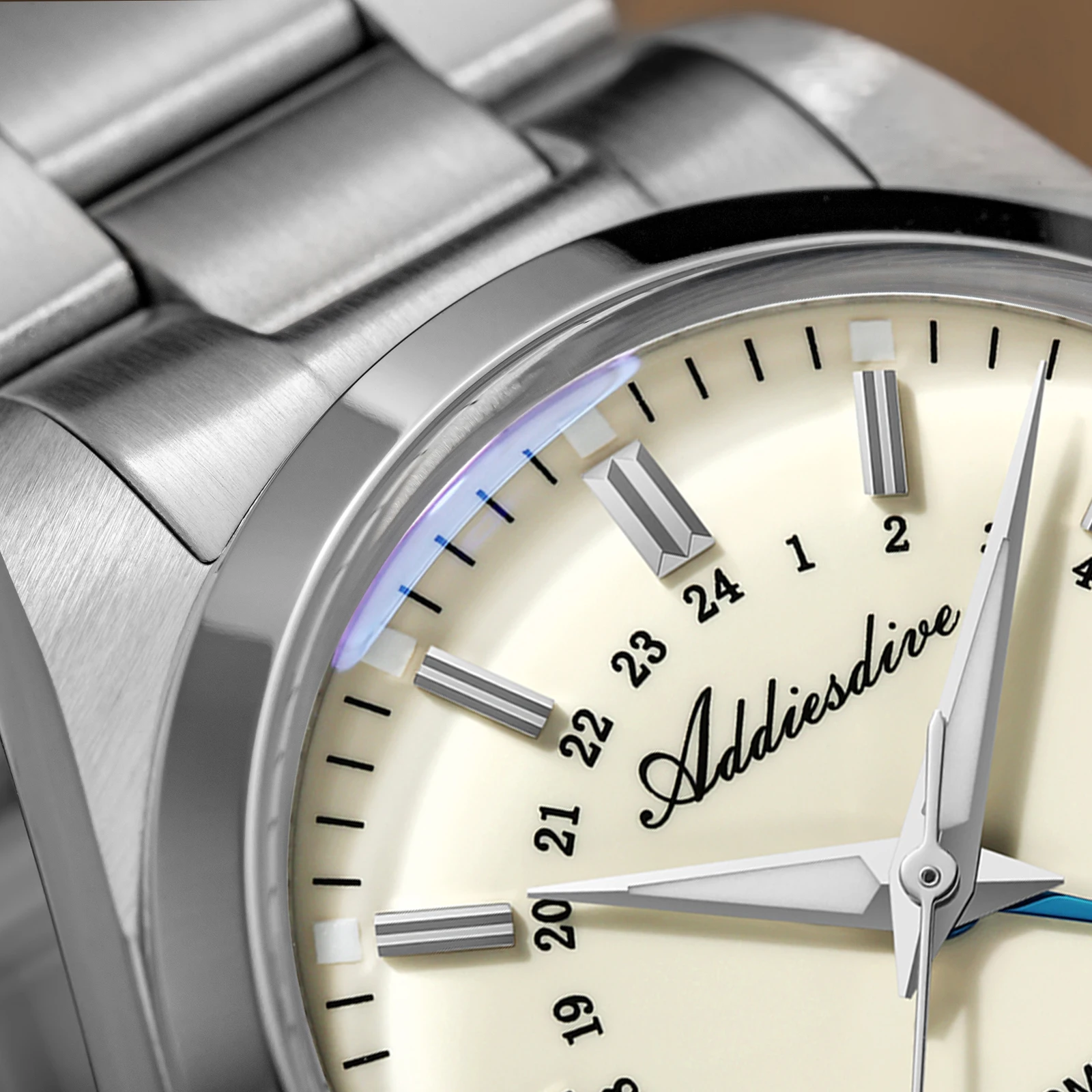 

Новые мужские часы ADDIESDIVE GMT, 36 мм, с изогнутым стеклом, из нержавеющей стали, с люминесцентным покрытием BGW9, водонепроницаемые, швейцарский кварцевый механизм Landa515-24H