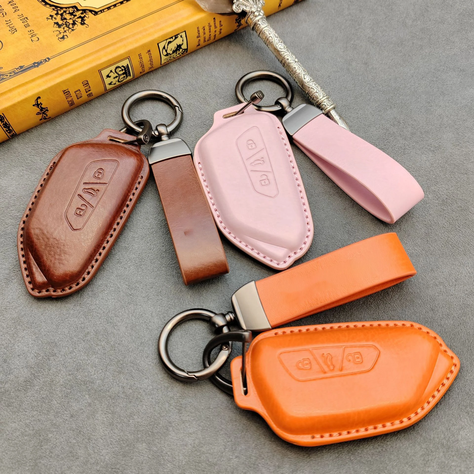 Genuine Leather for VW Volkswagen Golf 8 MK8 2020 2022 3 Button Car Key Case Cover Holder Keychain has for VW Text Accessories