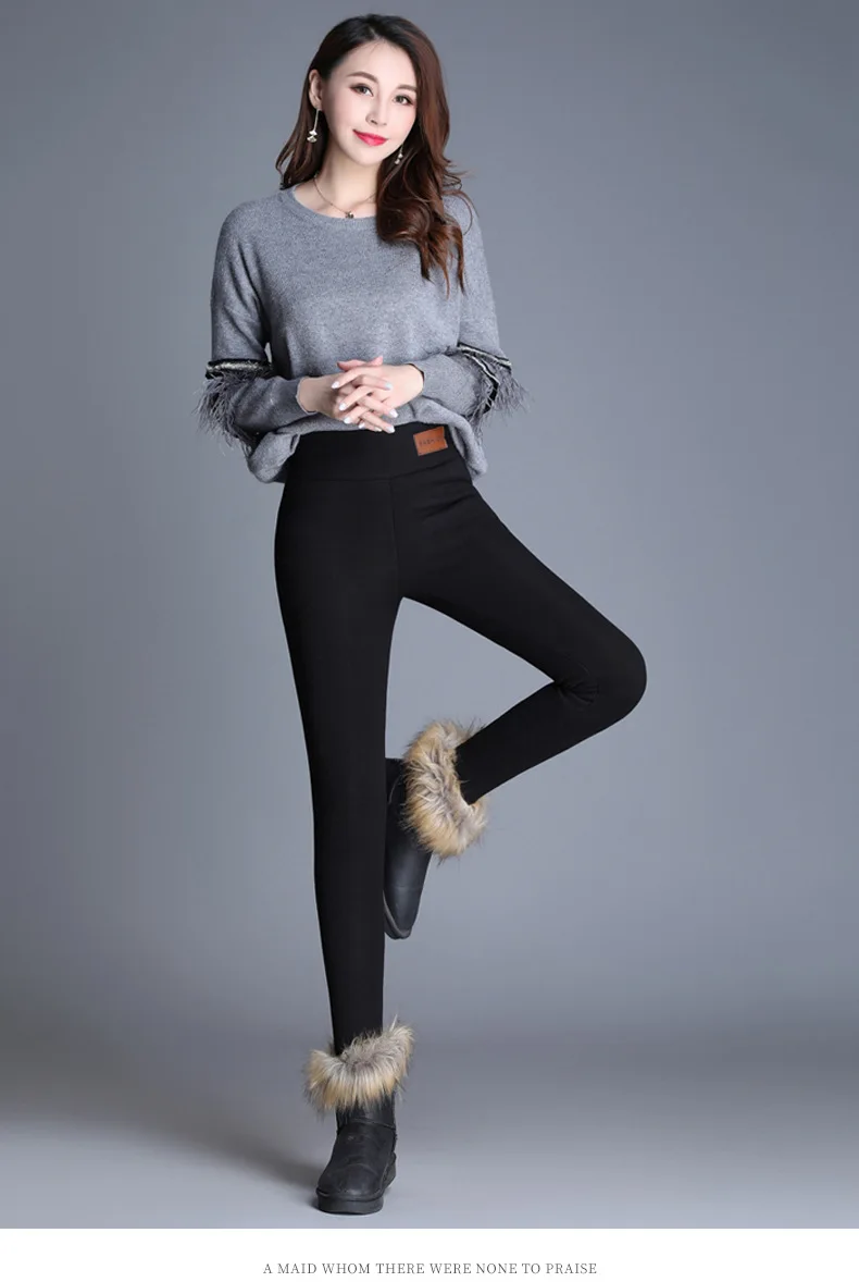 Pantaloni da trekking da donna termici spessi e caldi foderati in pile invernale elasticizzati leggings a matita con pile invernale per le donne alla moda