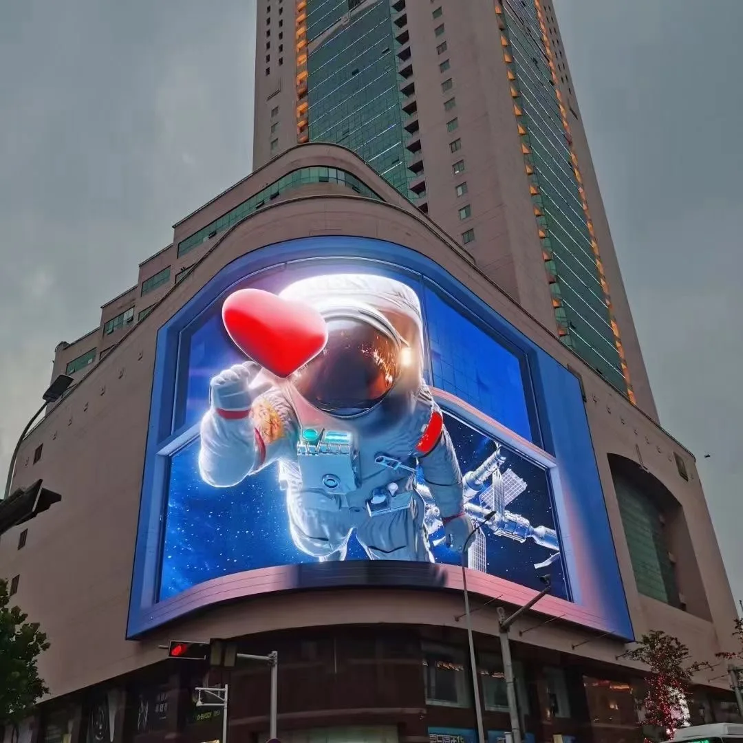 The Outdoor P5 Naked-eye 3D Display Screen Features Immersive Playback Using Naked-eye Holographic Technology.