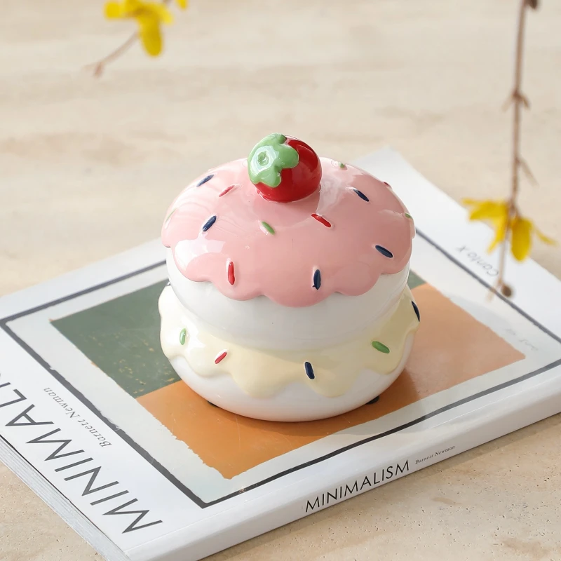 Creative cream style ceramic storage jar,jewelry jar,cute piggy bank,home foyer desktop decorative items,modern home decoration