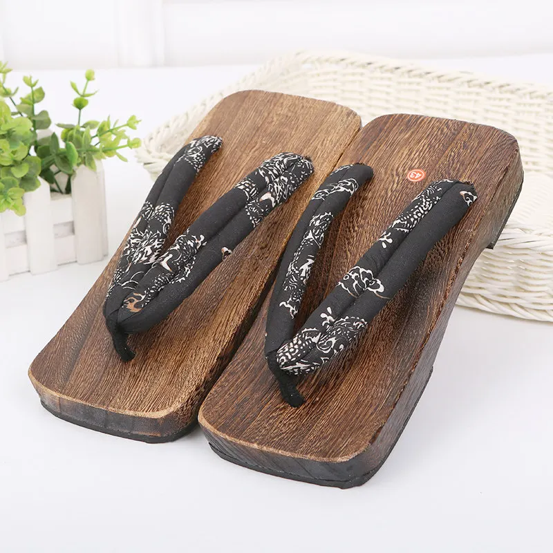 Japanese Kimono Geta Clogs Man Slippers Two-teeth Platform Clogs Sandals Samurai Cosplay Shoes Men Geta Clogs Flip Flops Sandals