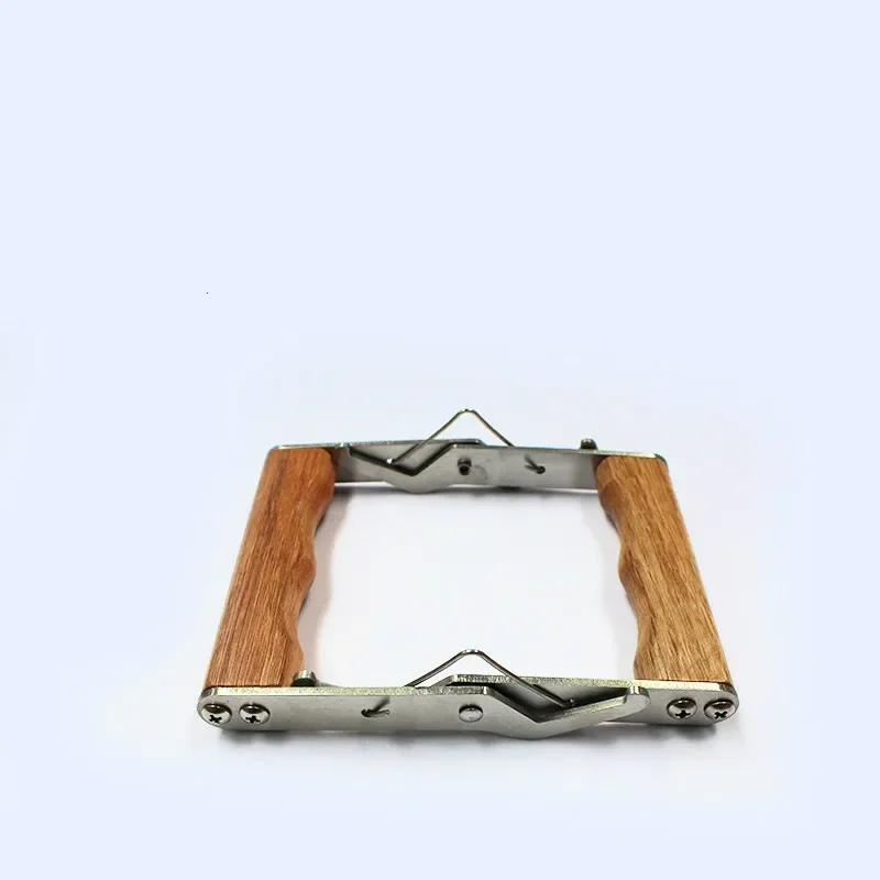 A 1PCS Bee Tools Bee Beehive Beekeeping Special Tool Stainless Steel Nest Frame Spleen Clip Nesting Frame