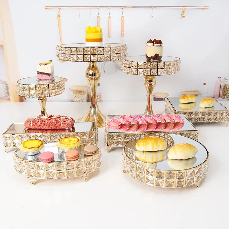 Wholesale Hot Baking Party Supplies Cake Tools Metal Cake Table Crystal Round Square Wedding Cake Dessert Stand Set