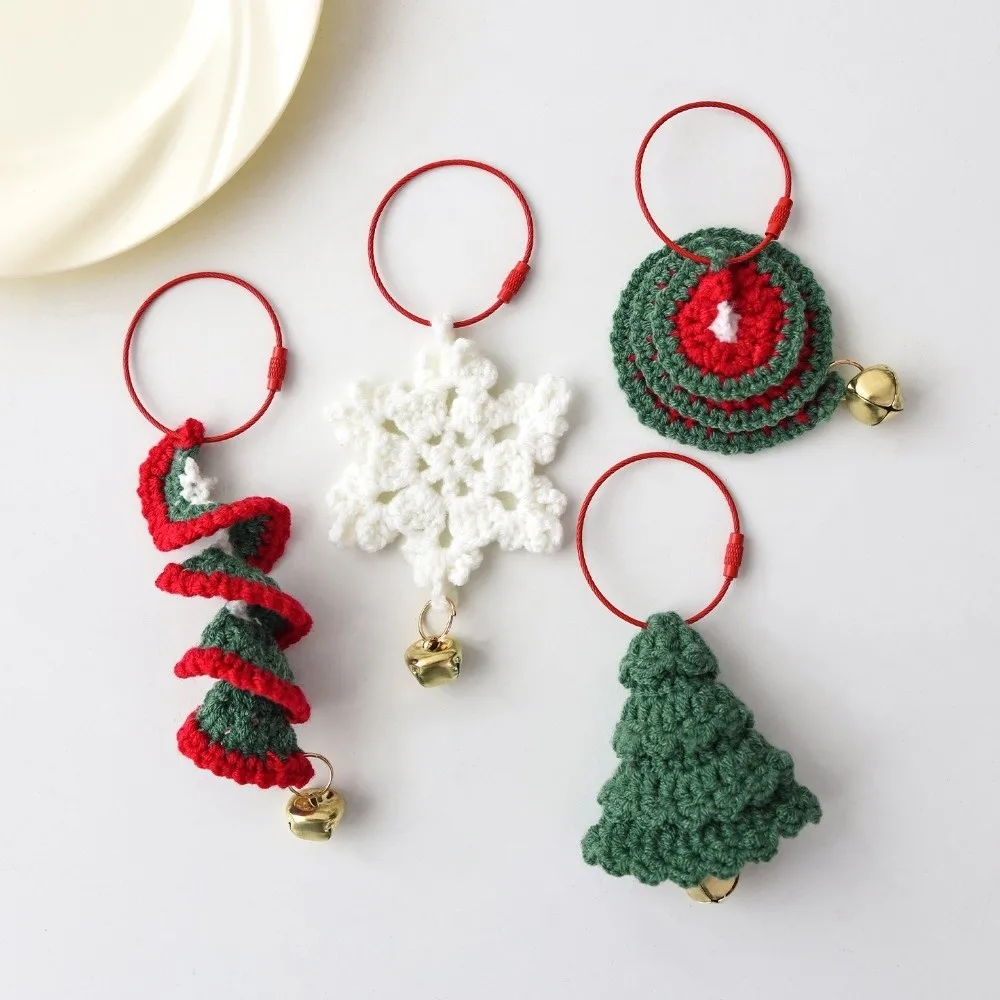 

Yarn Weaving Christmas Hanging Ornament Handmade Knitted Snowflake Bell Christmas Wind Chime Cartoon Xmas Tree Pendant