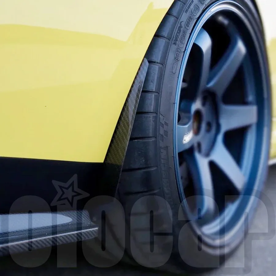 oiomotors Dry Carbon Fiber Rear Splash Guards Arch Guards Mud Flaps for BMW F80 M3 F82 F83 M4