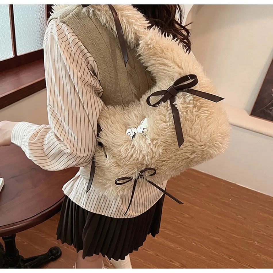 

Super popular niche fluffy bag for women, 2025 new autumn and winter versatile shoulder bag with bow and furry handle.