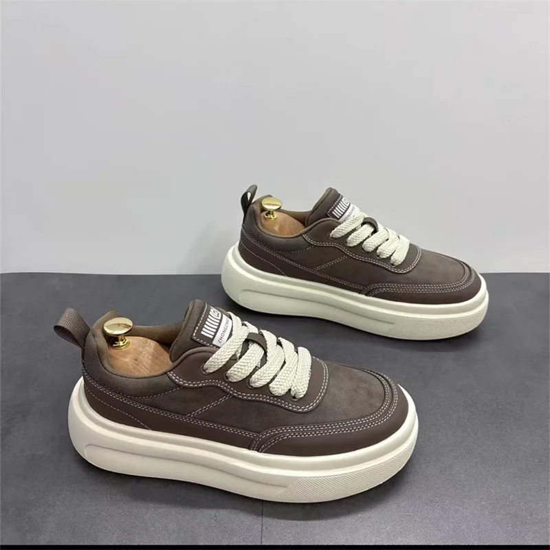 Men's spring and autumn casual sports trend versatile height increasing board shoes soft soled fashionable trendy shoes