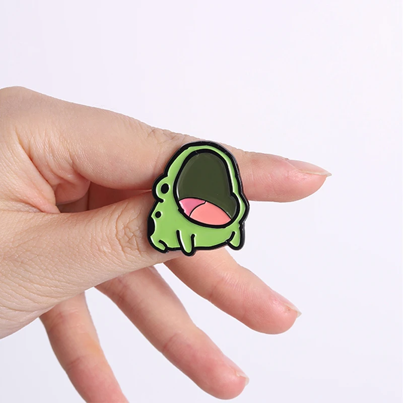 Goofy Wide Mouthed Chibi Frog Enamel Pin Humorous Screaming Frog Brooch Abstract Meme Style Lapel Badge Gift For Friends