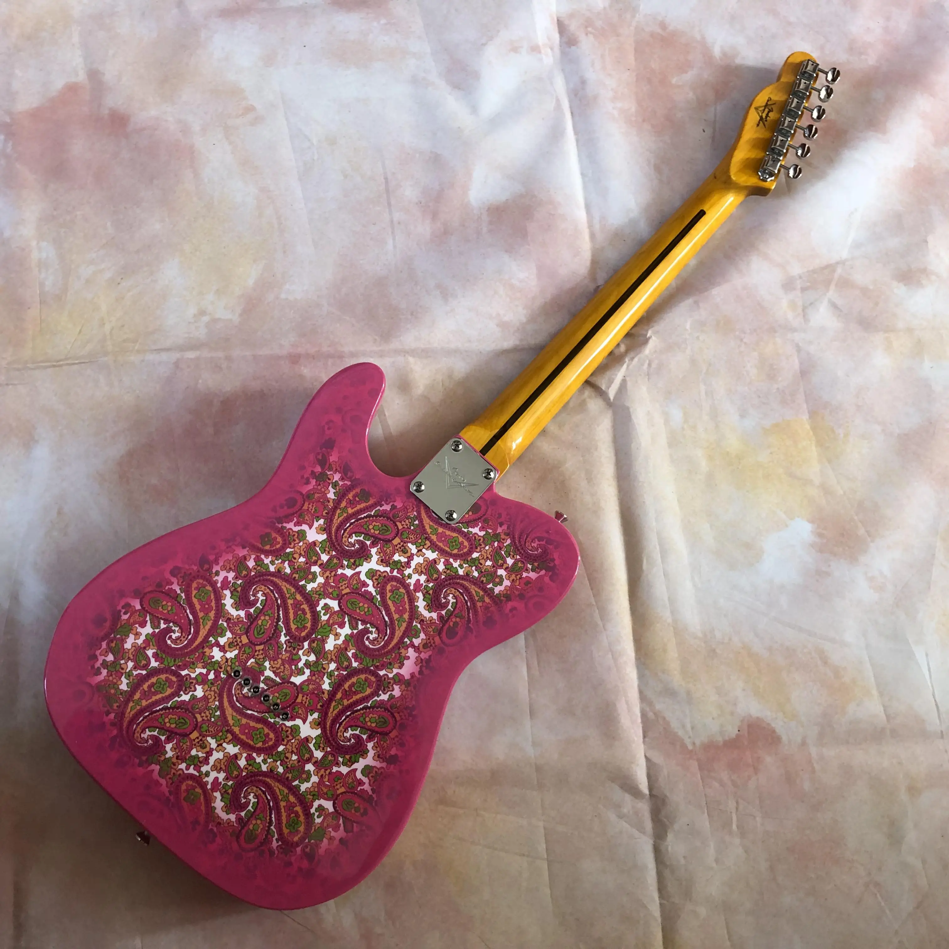 CUSTOM LTD DUAL P90 TELECASTER PINK PAISLEY RELIC vibrato system, high-end configuration, physical shooting, fast delivery