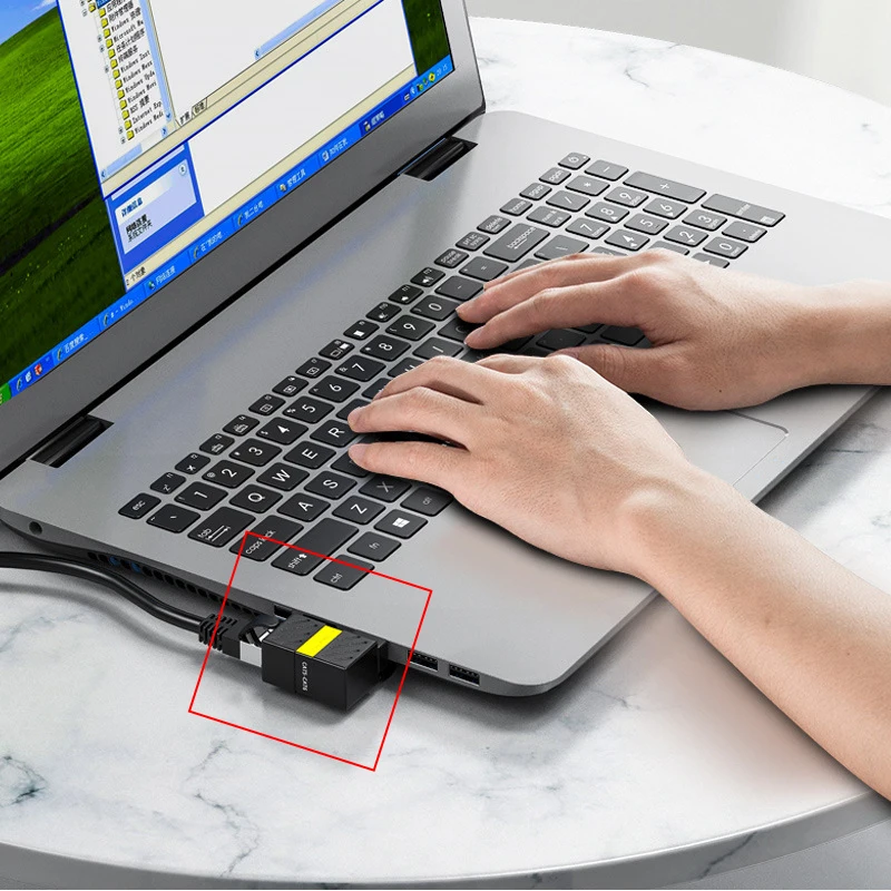 360° Rotation Gigabit RJ45 Network Adapter 90 Degree Right Angle Elbow Network Connector Universal RJ45 Male to Female Converter