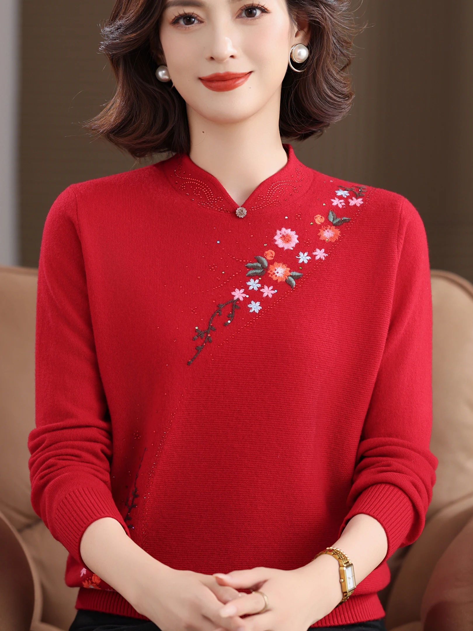 

Теплый шерстяной свитер с вышивкой Mommy Sle красного цвета, женский модный традиционный топ с китайским воротником среднего возраста