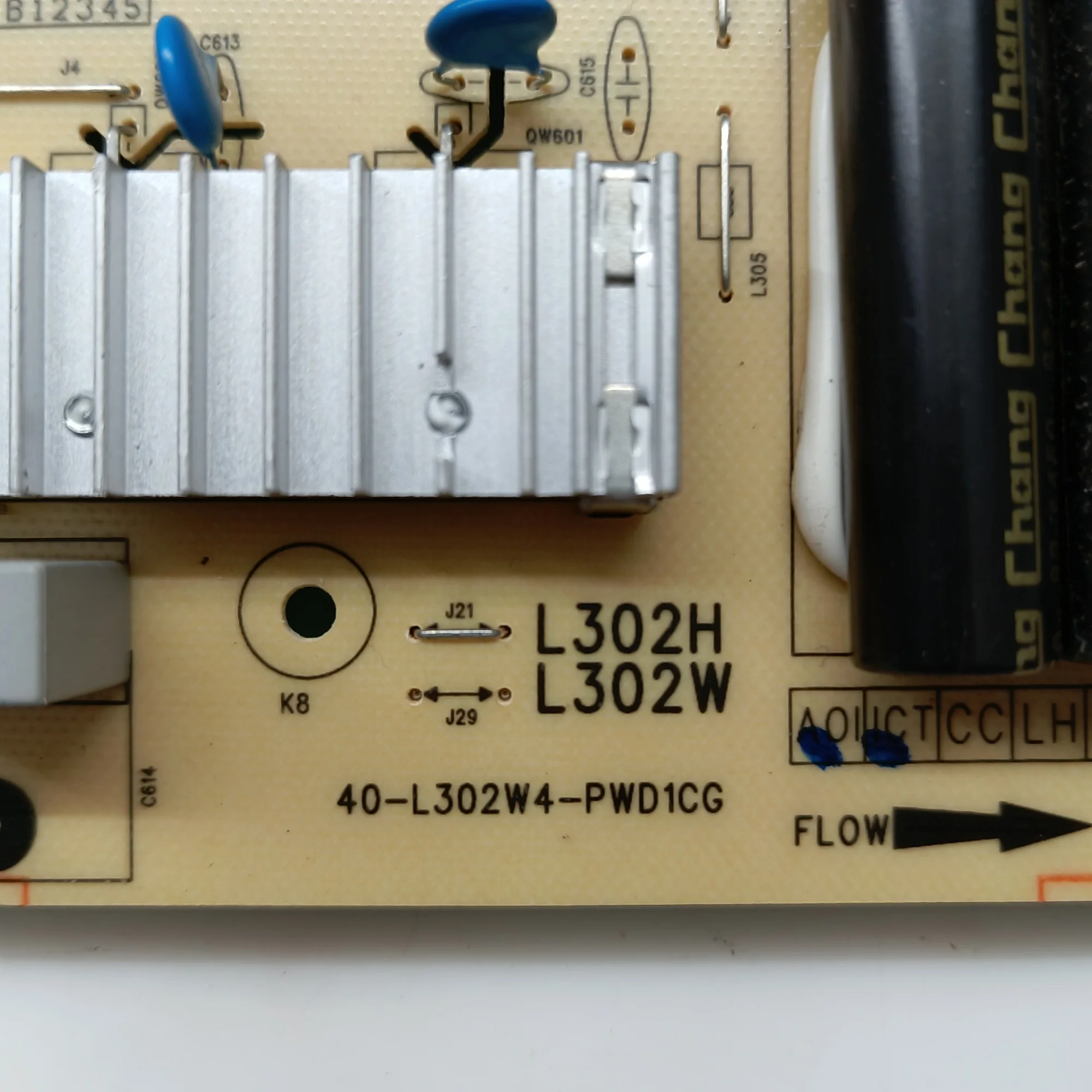 40-L302W4-PWD1CG Power Supply Board Equipment Power Support Board For TCL 75D6 75V2 Toshiba 75U6800C Original Power Supply Card