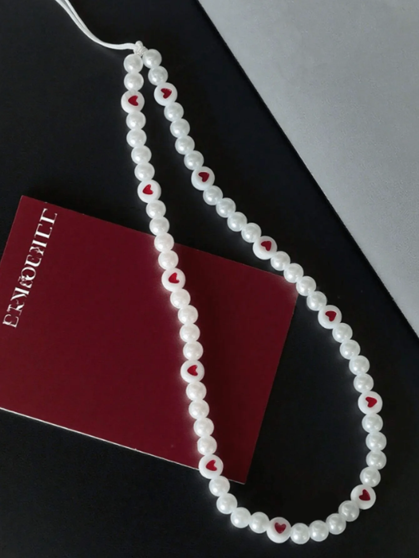 

1pc Red Heart Beaded Faux Pearl Phone Lanyard, Cute Minimalist Ins Style Phone Charm, Gift