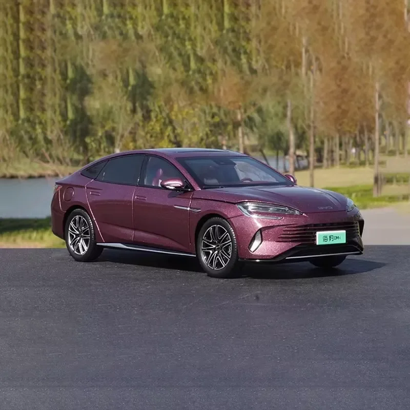 for BYD DM-i EV 2023 1:18 Diecast Alloy Car Model Realistic Simulation Static Display Collectible Gift Toy Finished Product