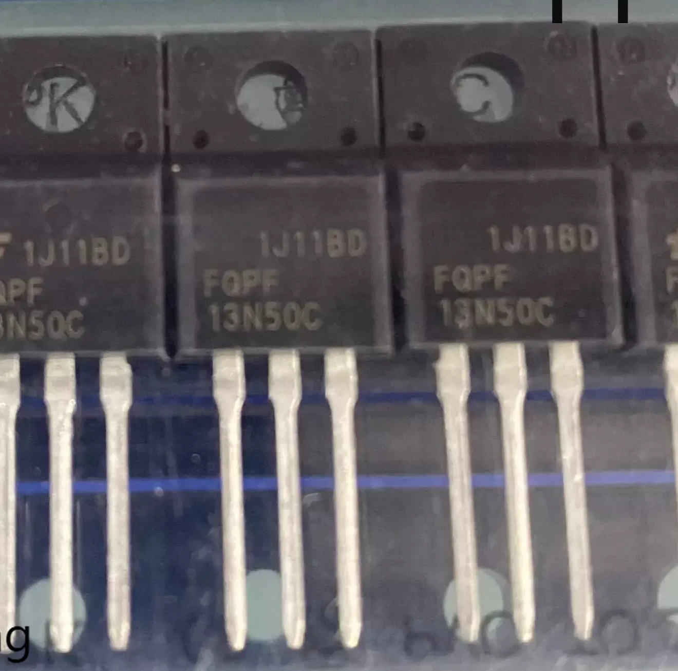 

50pcs/lot FQPF13N50C 13N50C TO-220 NEW Original In Stock.