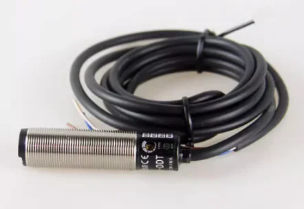 BRP100-DDT BRP100-DDT-P Фотоэлектрический переключатель Autonics, новая гарантия высокого качества на один год BRP100-DDT BRP100-DDT-P Фотоэлектрический переключатель Autonics, новая гарантия высокого качества на один год