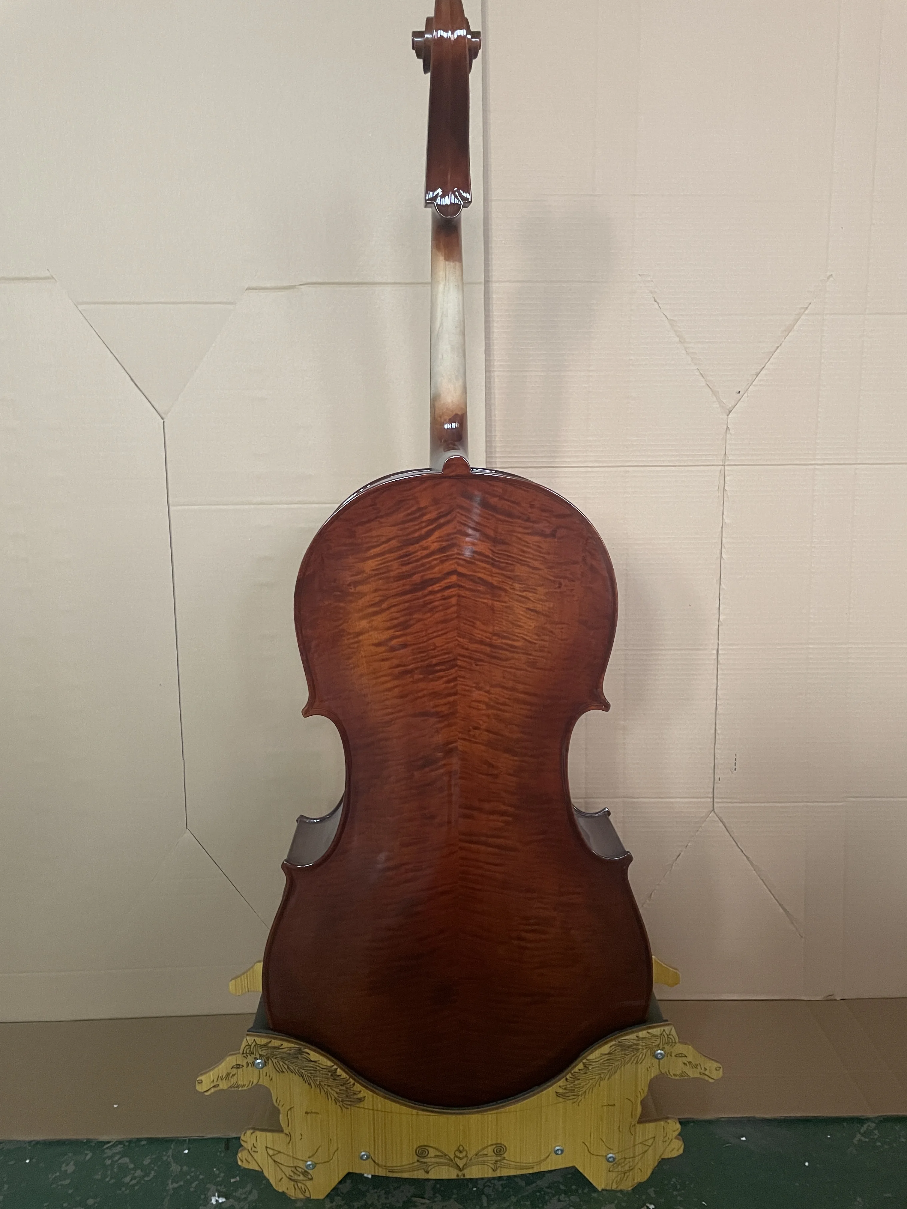 Finished solid wood cello, maple body, ebony fingerboard, tiger backboard, high quality, 1 piece