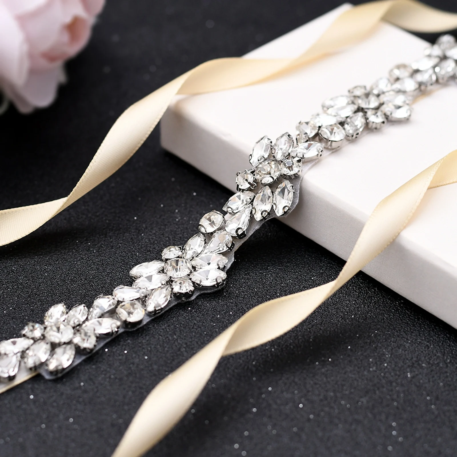 Handgemaakte Strass Parels Sjerpen Wedding Belt Crystal Bridal Riem Sliver Steentjes Bridal Sash Voor Trouwjurk Accessoires