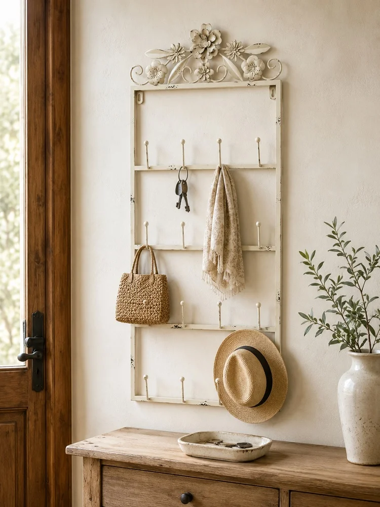 Vintage Metal Wall Hook Rack 16 Hooks Floral Coat Hanger Rustic Distressed Organizer for Entryway Bedroom Bathroom Decor Storage