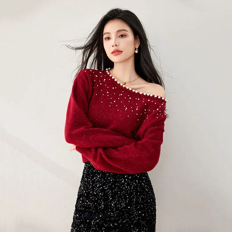 2025 Autunno francese retrò rosso perla design senso pendolarismo temperamento versatile maglione con un colletto per le donne