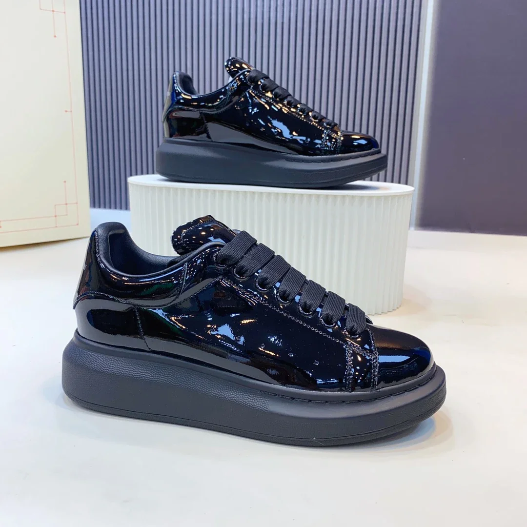 

Top High Quality Womens Trendy Casual Shoes 34-46 Luxury Mens Real Leather Unisex Sneakers Designr Lovers Tide Shoes YN00549