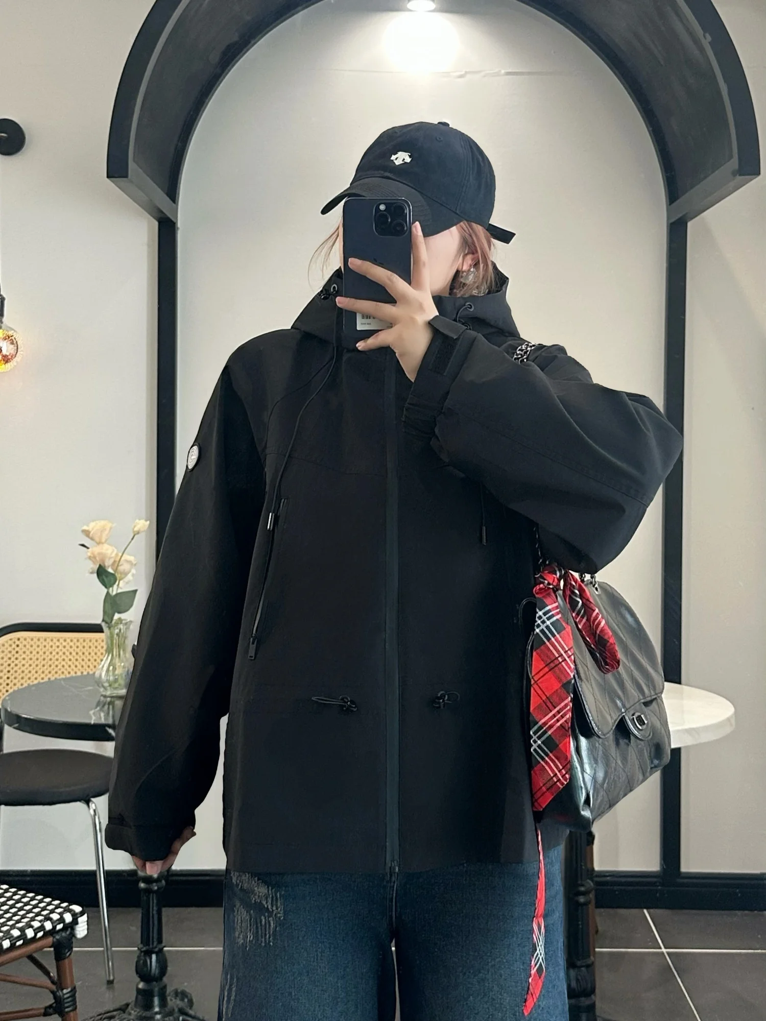 

Женская повседневная ветрозащитная куртка больших размеров с капюшоном, утепленная, новая модель весна, универсальная короткая верхняя одежда из полиэстера