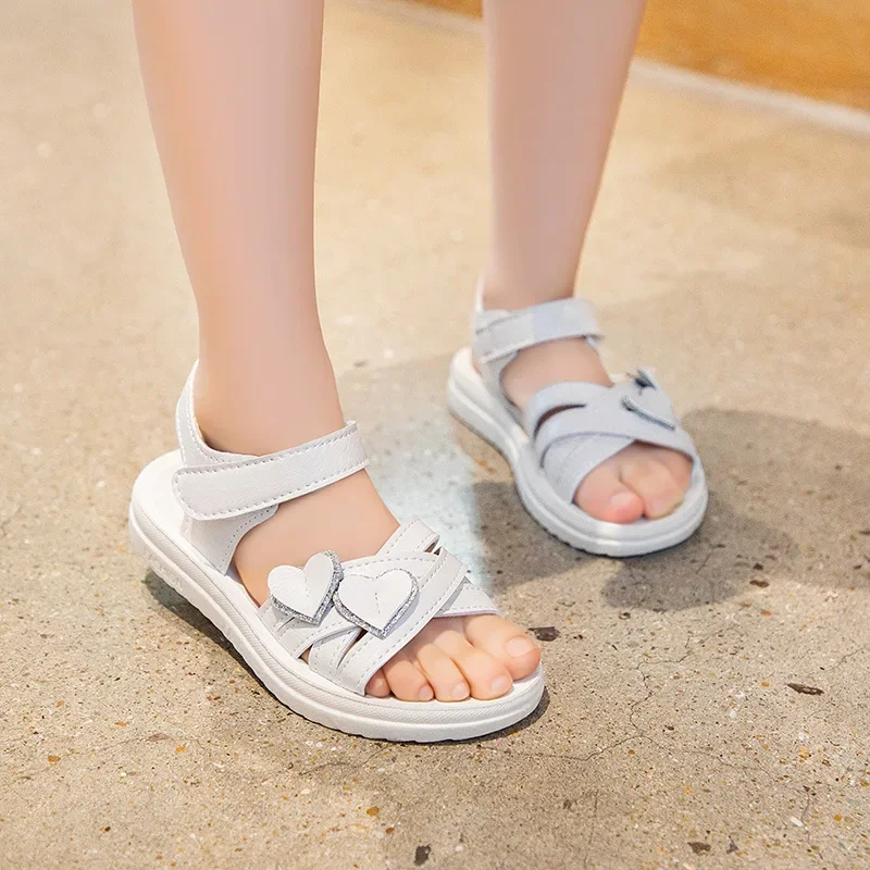 

Girls Heart Sandals Decoration Princess Sweet Kids Summer Sandals Children Beach Shoes Open Toes 2025 Summer Fashion Soft Cute