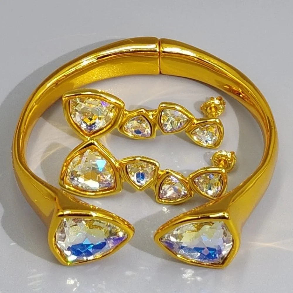 2026 Spain Sparkling Charm Design Color Crystal Earrings Bracelet Women's Jewelry Set Party Gift