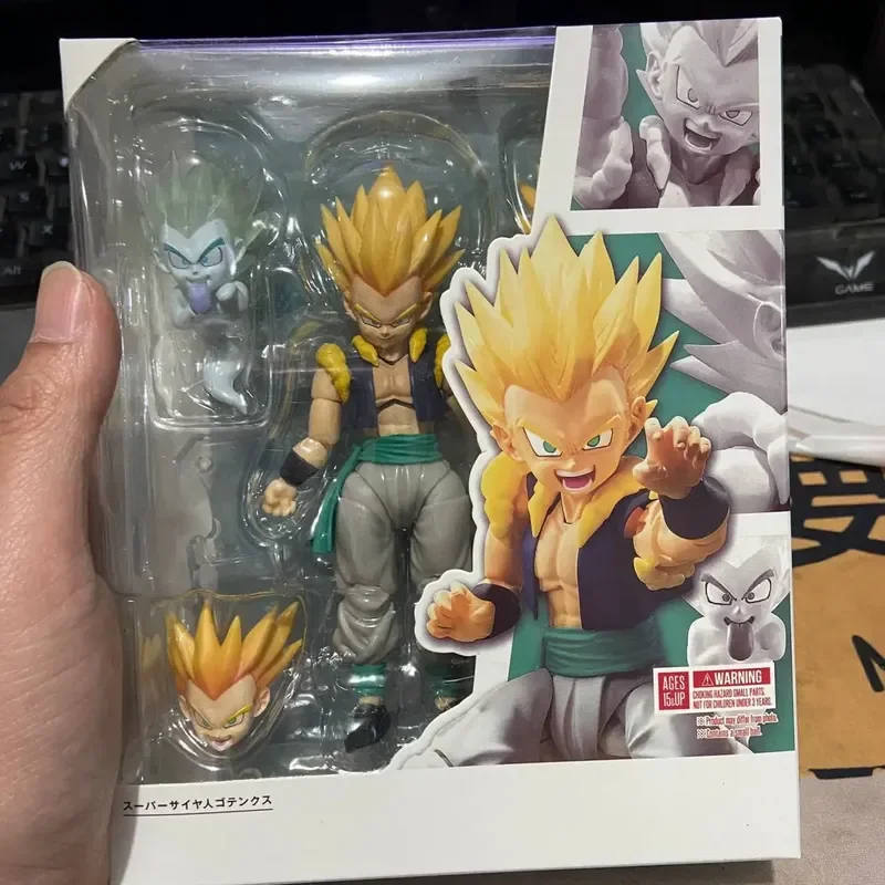 Collection de figurines Dragon Ball : Goku Trunks Realm King Fist Vs. Rustrans Super Saiyan, collection d'ornements portables, jouet pour enfant