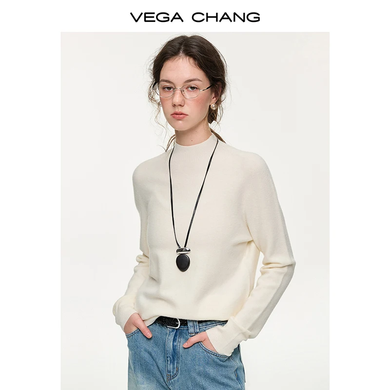 

Vega Chang New Winter Women's Knitwear, Simple and Versatile Half-High Collar Bottoming Shirt