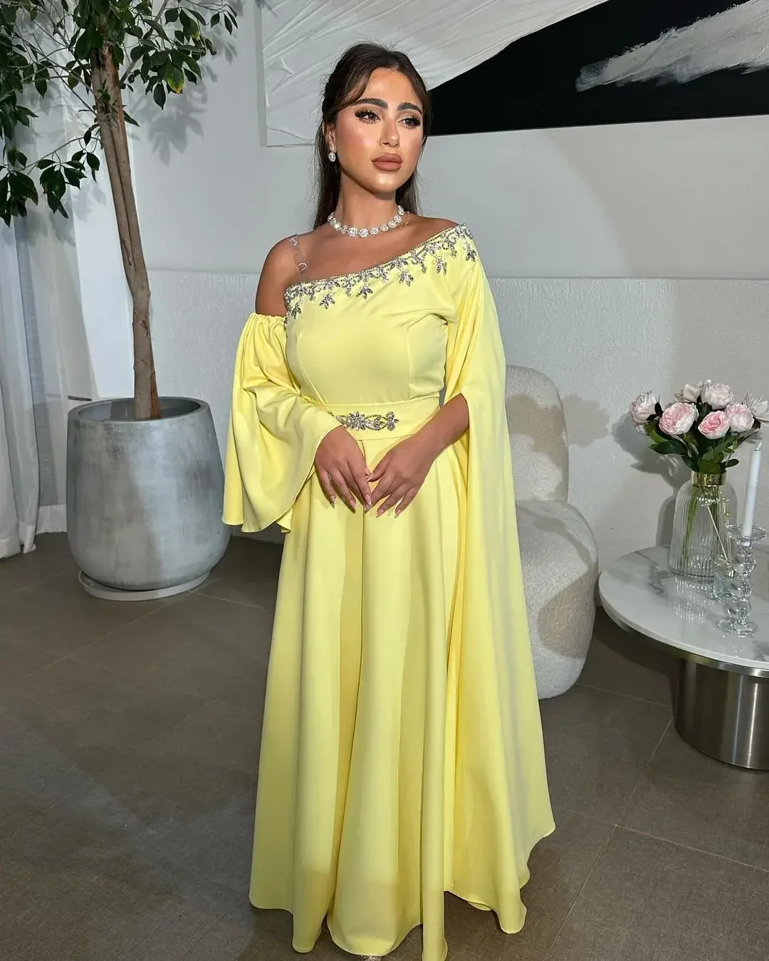 Yellow Prom Dresses Pleated Beadings Floor Length Long Sleeves Evening Dresses One Shoulder Back Zipper Saudi Arabia Party Dress