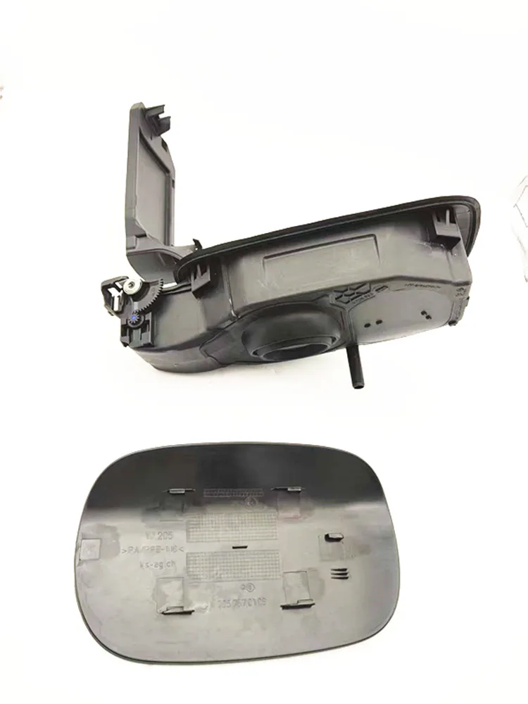 

OE: A 2056303204 A 2056304404 A 2057570106 База крышки топливного бака для Mercedes-Benz W205 C180 C200 C250 C300 C63