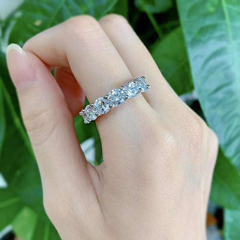 925 Silver Elegant and Unique High Carbon Diamond Middle Finger Engagement Ring, Female Internet Celebrity, Fashion, European an