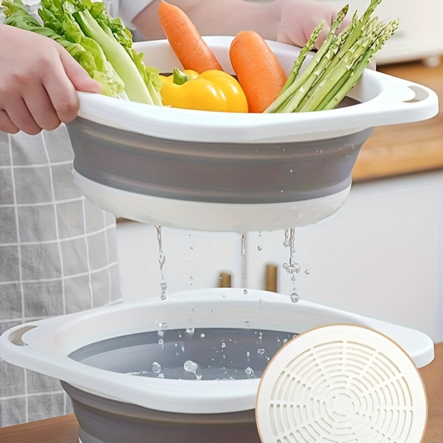 Foldable Multifunctional Colander Hanging Drain Basket, Large Capacity Fruit and Vegetable Strainer Basin, Made of Durable Polyp