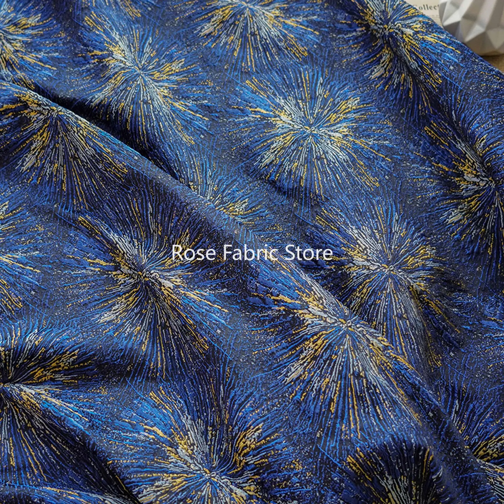 

1-метровая темно-синяя жаккардовая ткань с тиснением в виде цветов, модная сумка для костюма, декоративная швейная ткань