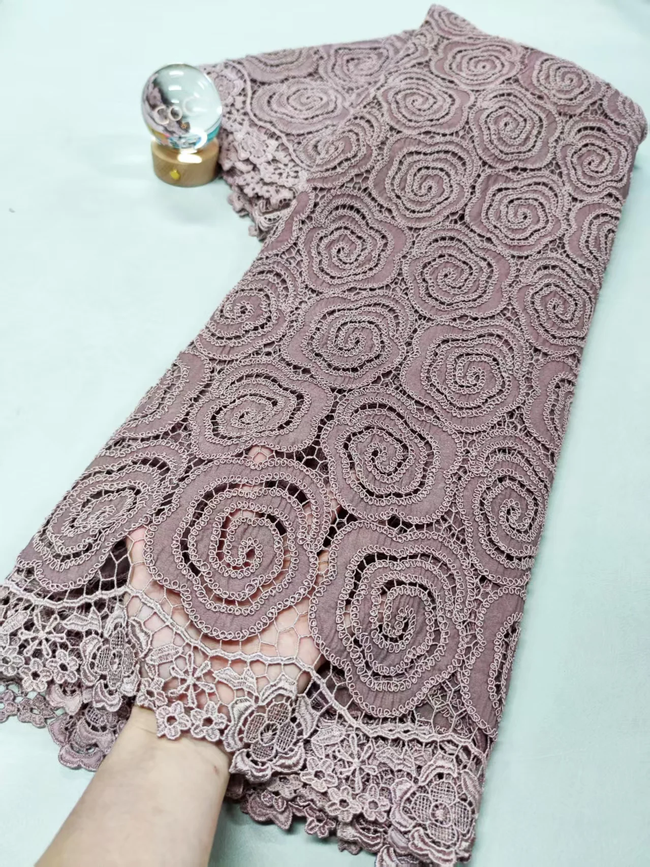 

Purple 2025 High Quality Fashion French Mesh Embroidery Sequins Lace Fabric African Nigerian Beads Lace Fabric For Wedding Dress
